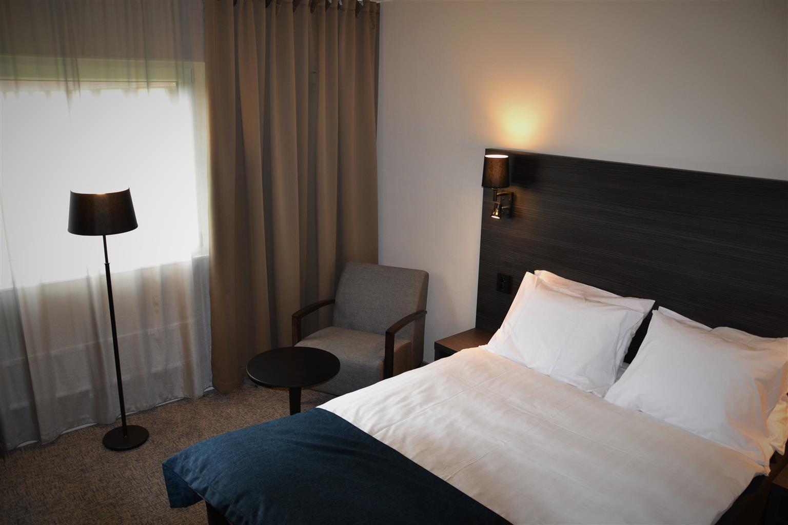 เบสต์ เวสเทิร์น โฮเต็ล ชีเออเลอ Hotel เชอปิง ภายนอก รูปภาพ